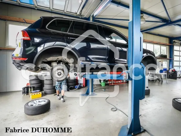 Fonds de commerce 3 pièces 220 m²