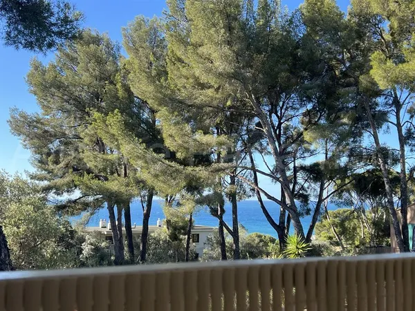 À VENDRE - PORTISSOL T3 de 80 m² avec Vue Mer 