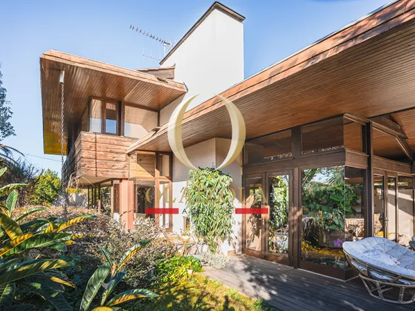 ANGLET - Maison d'architecte à deux pas du Golf de Chiberta et des plages