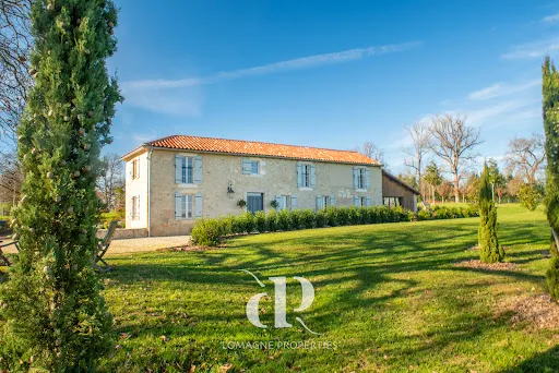 Maison 6 pièces 235 m²