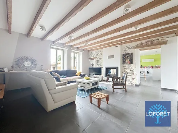 Maison 6 pièces 186 m²