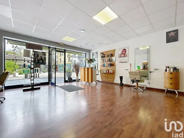 Commerce 110 m²