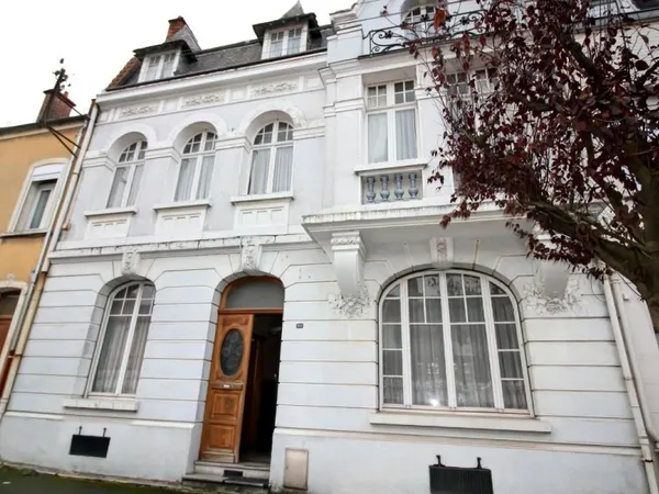 Maison 12 pièces 172 m²