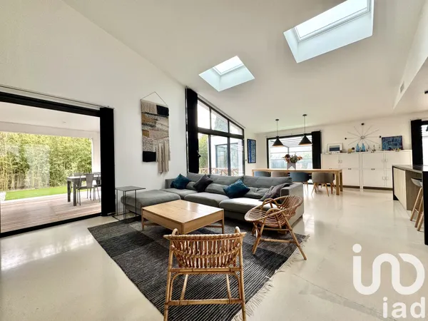 Maison 5 pièces 200 m²