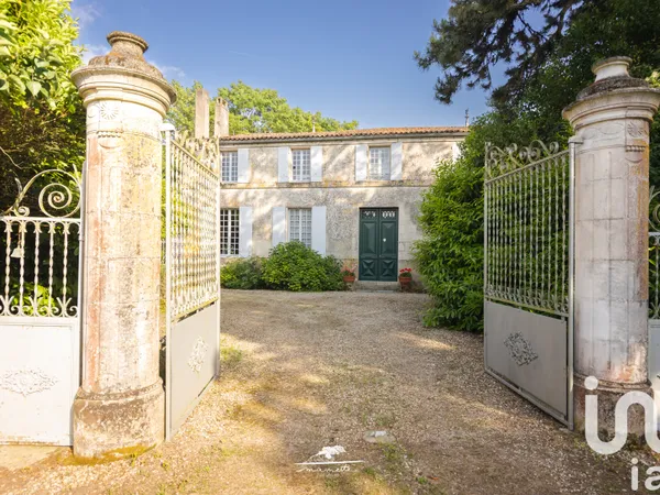 Maison 14 pièces 501 m²