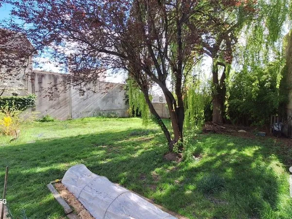 Terrain 297 m²