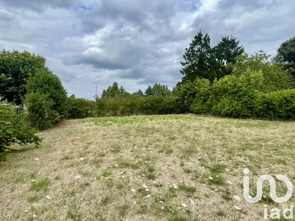 Terrain 560 m²