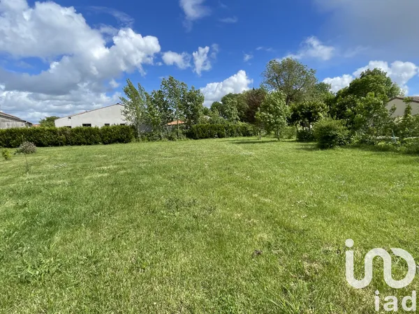 Terrain en individuel 830 m²