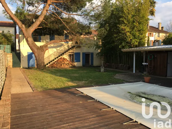 Immeuble 310 m²