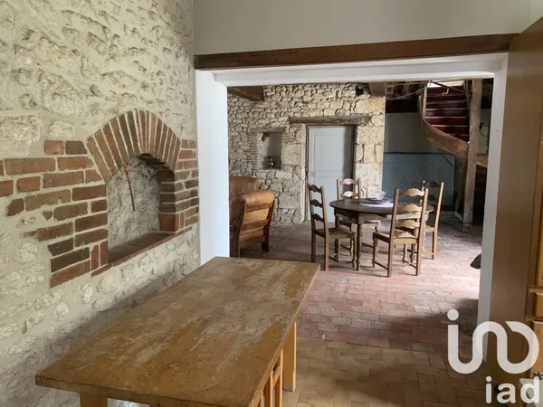 Maison 9 pièces 227 m²