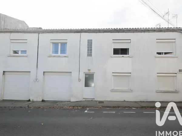 Immeuble 74 m²