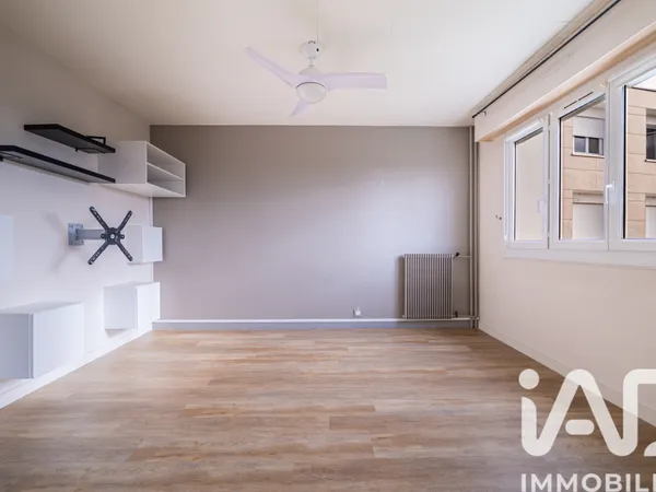 Appartement 4 pièces 77 m²