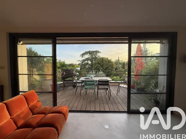 Maison 5 pièces 210 m²