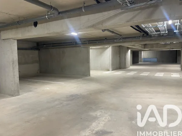 Parking 11 m²