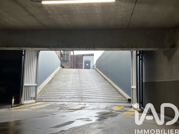 Parking 12 m²