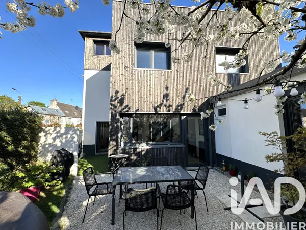 Maison 6 pièces 153 m²