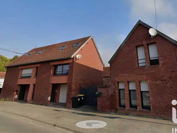 Maison 5 pièces 329 m²