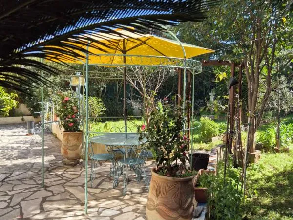 CHATEAUVALLON - MAISON INDIVIDUELLE de120 m2 sur 600 m2 de terrain