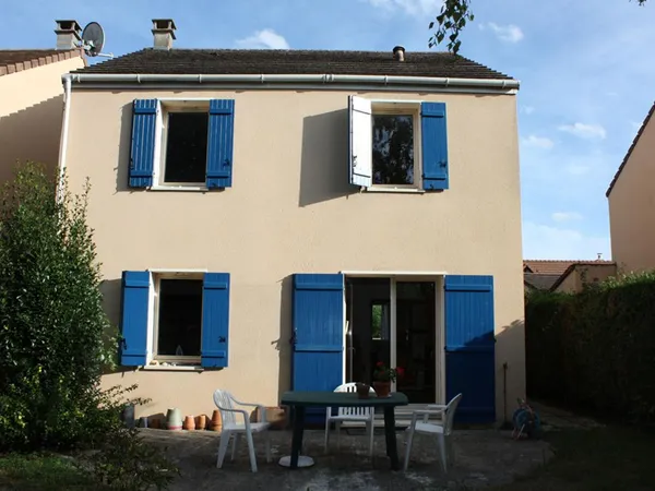 Maison Dourdan 6 pièce(s) 90 m2