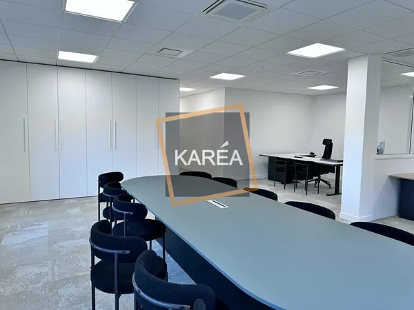 Local professionnel 80 m²
