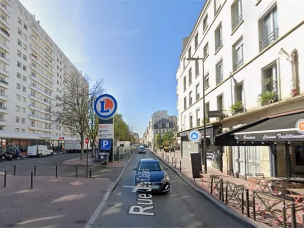 Local commercial 81 m² LEVALLOIS PERRET