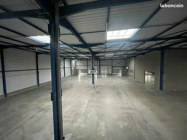 LOCAL D'ACTIVITE 2244 m² DAGNEUX
