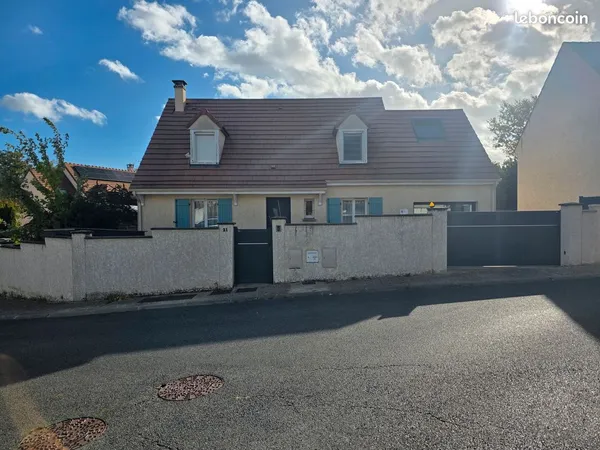 Maison d'exception 167m² (Carrez) / >200m² sol - Piscine & Prestations Haut de Gamme