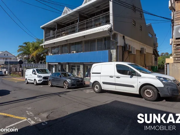 Local commercial 133 m² SAINT PIERRE