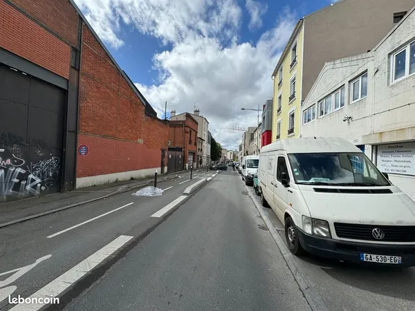 Bureaux 230 m² BAGNOLET