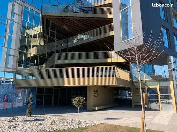 Bureaux 180 m² SAINT ETIENNE