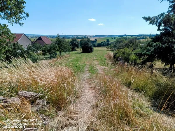 Terrain constructible et viabilisé
