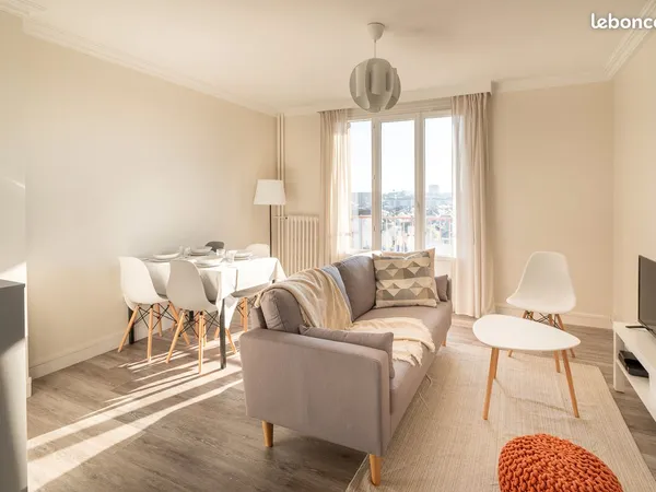Colocation 3 chambres dans T4 70m2 Le Mans Place du Pâtis Saint Lazare