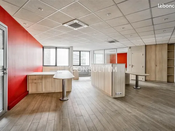 Bureau 166 m²