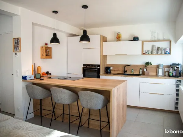 Maison mitoyenne rénovée