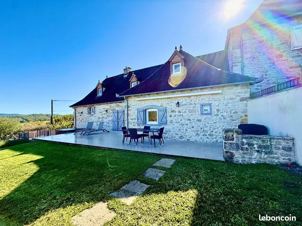 Propriété 5 pièces 105 m²