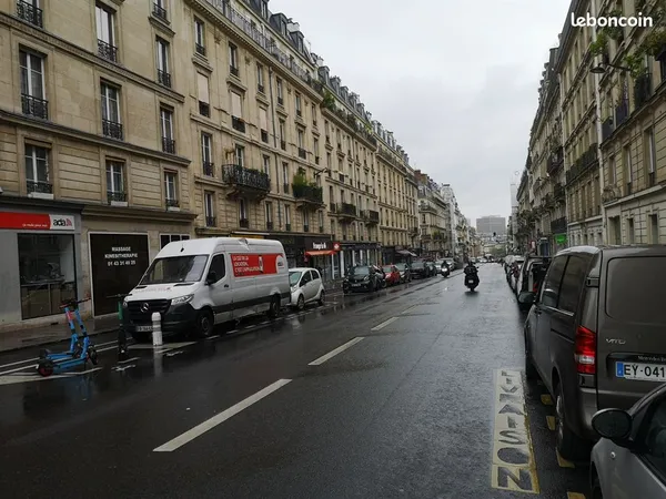Boutique 70 m² PARIS