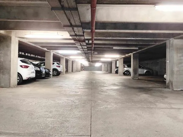 Parking/box Saint-Étienne