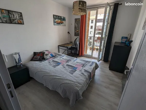 Chambre colocation étudiante tout équipée proche UPVD