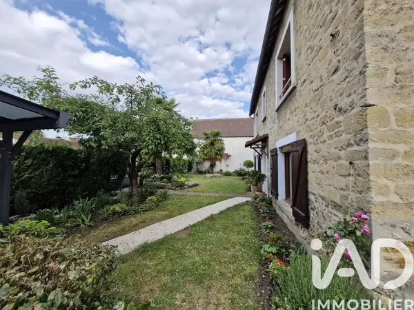 Chambre de 14m2 à louer sur Cergy