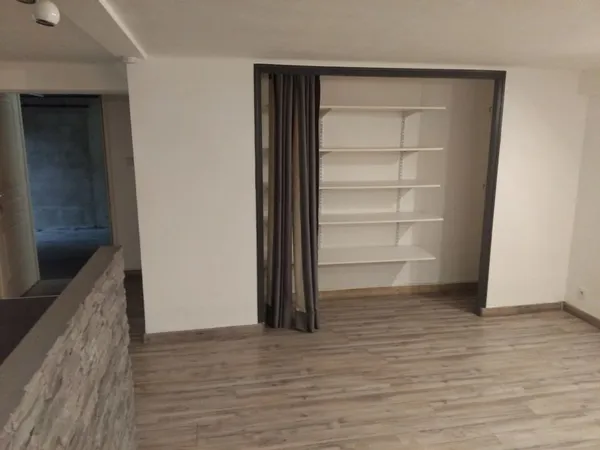 Studio de 37m2 à louer sur Salon-de-Provence