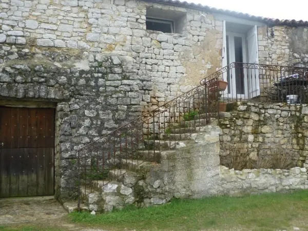 Appartement de 38m2 à louer sur Ginasservis