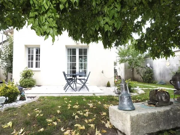 Maison 6 pièces à Bois-le-roi (77590)