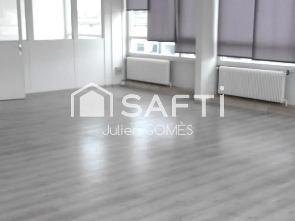 Bureau 2 pièces de 60m2 à louer - 77470 TRILPORT