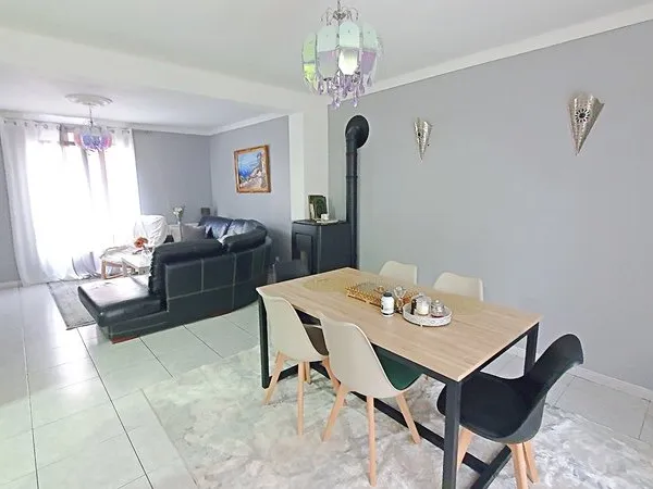 MAISON 6 pièces 135m2