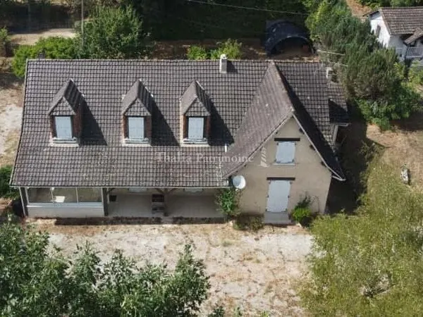 Charmante villa périgourdine et son parc arboré d'un hectare