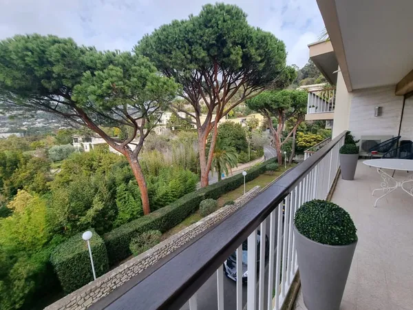CANNES BASSE CALIFORNIE T3/T4 DE 94M2 TERRASSES SUD 40M2 GAR