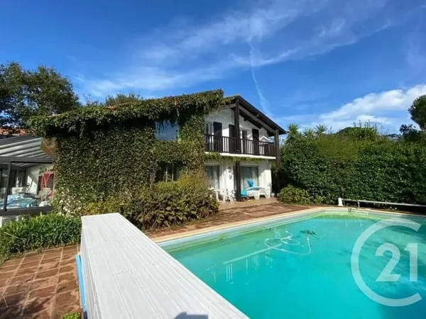 Maison 5 pièces 134 m²