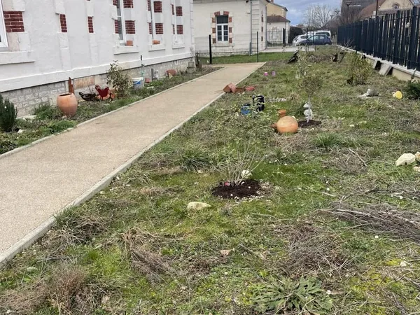Appartement T3 & stationnement privé