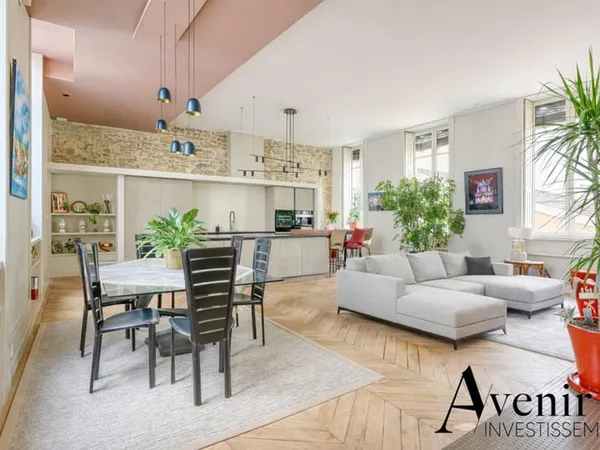 Appartement d'Exception de 261m² - 5 chambres