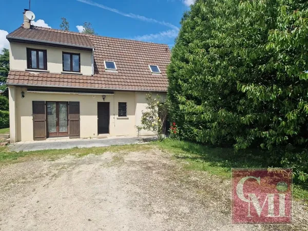 Pavillon familial (5 Chambres) sur env. 1412m2 de terrain